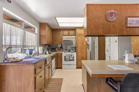 1372 N San Antonio Ave, Upland, CA 91786 photo 10