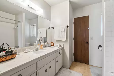 1372 N San Antonio Ave, Upland, CA 91786 photo 13