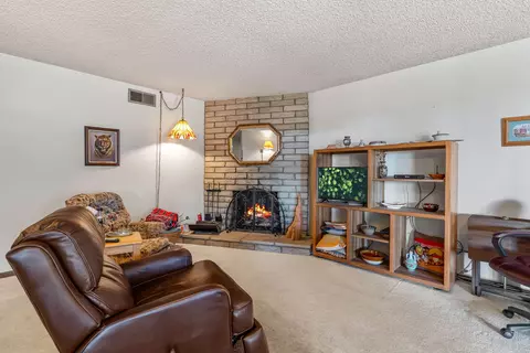 1372 N San Antonio Ave, Upland, CA 91786 photo 6