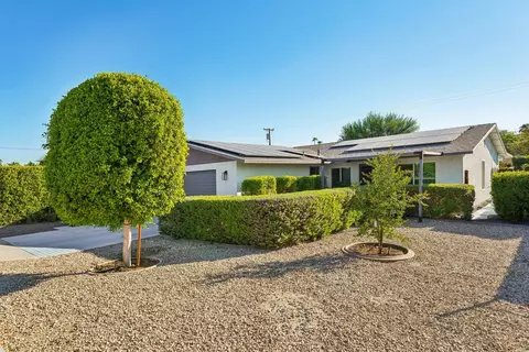 33606 Navajo Trl, Cathedral City, CA 92234