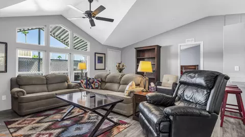 24 Lazy B Dr, Palm Desert, CA 92260