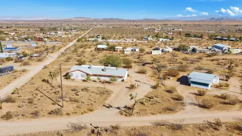 View/Area - 925 Inca Trl, Yucca Valley, CA 92284 photo 1 of 6