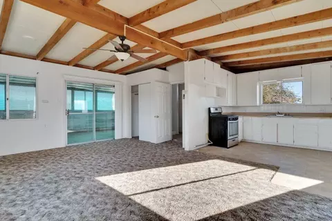 Living - 925 Inca Trl, Yucca Valley, CA 92284 photo 3 of 4