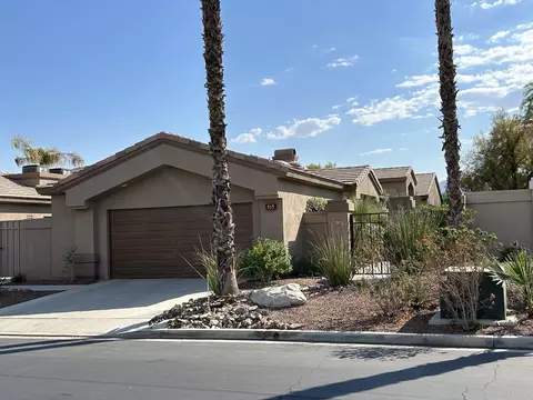 515 Desert Holly Dr, Palm Desert, CA 92211