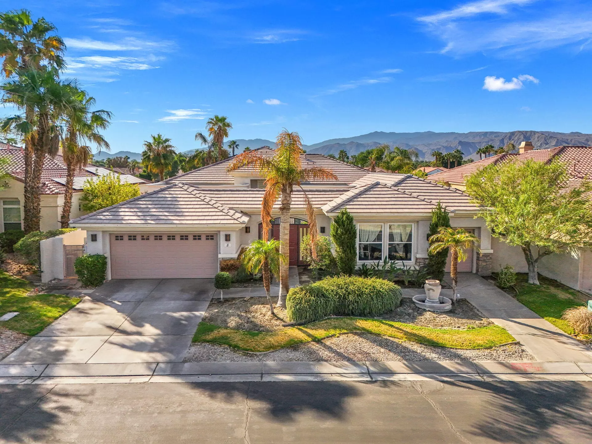 8 Via Solana, Rancho Mirage, CA 92270 | 23 Photos - Movoto
