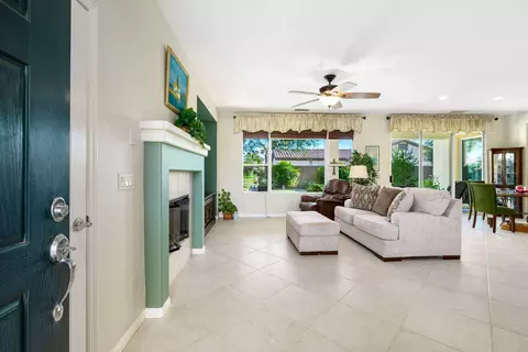 Entry Way - 60246 Sweetshade Ln, La Quinta, CA 92253 photo 1 of 2