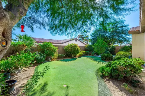 Exterior - 60246 Sweetshade Ln, La Quinta, CA 92253 photo 4 of 18