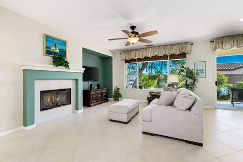 Living - 60246 Sweetshade Ln, La Quinta, CA 92253 photo 1 of 3
