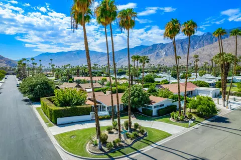 1975 E Mark Leslie Dr, Palm Springs, CA 92264