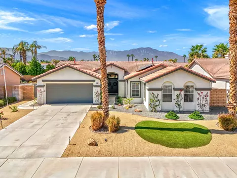 37789 Emerson Dr, Palm Desert, CA 92211