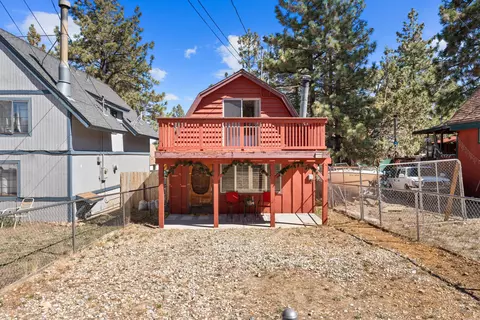 145 Wabash Ln, Sugarloaf, CA 92386