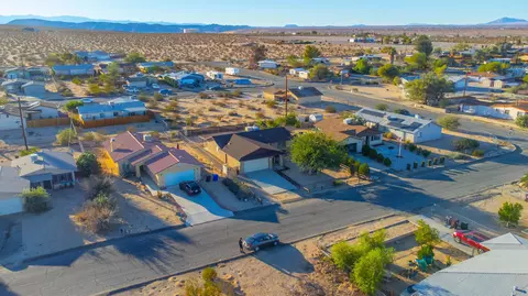 View/Area - 5530 Chia Ave, Twentynine Palms, CA 92277 photo 3 of 4