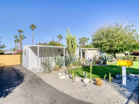 7 Ocotillo Ln, Palm Desert, CA 92260