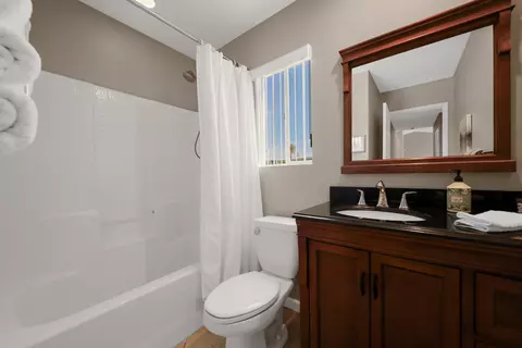 Bath - 80626 Declaration Ave, Indio, CA 92201 photo 2 of 2