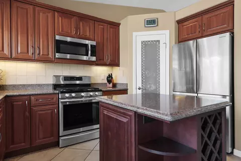 Kitchen - 80626 Declaration Ave, Indio, CA 92201 photo 2 of 3