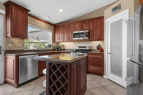 Kitchen - 80626 Declaration Ave, Indio, CA 92201 photo 1 of 3