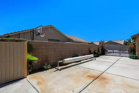 Exterior - 80626 Declaration Ave, Indio, CA 92201 photo 11 of 20