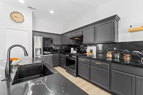 Kitchen - 83460 Mantica Ct, Indio, CA 92201 photo 5 of 5