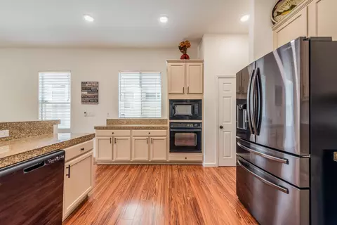 Kitchen - 44104 Royal Troon Dr, Indio, CA 92201 photo 2 of 2