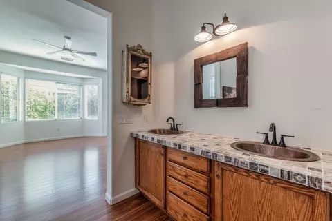 Bath - 44104 Royal Troon Dr, Indio, CA 92201 photo 2 of 5