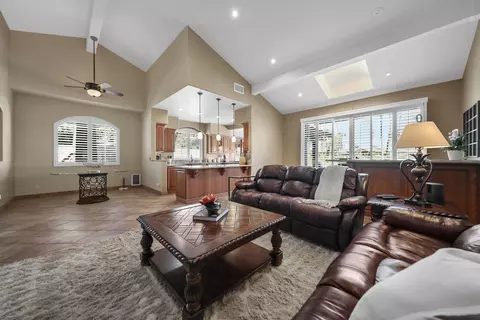 70 Old Ranch Rd, Palm Desert, CA 92211