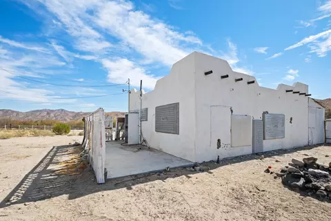 Exterior - 9936 Fobes Rd, Morongo Valley, CA 92256 photo 3 of 10