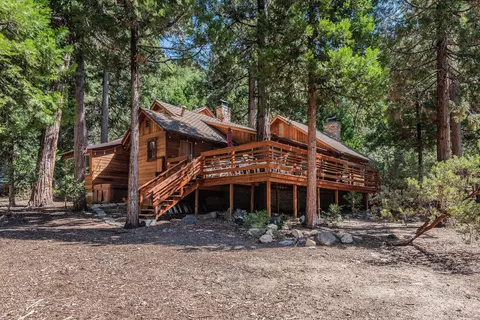 25085 Fern Valley Rd, Idyllwild, CA 92549