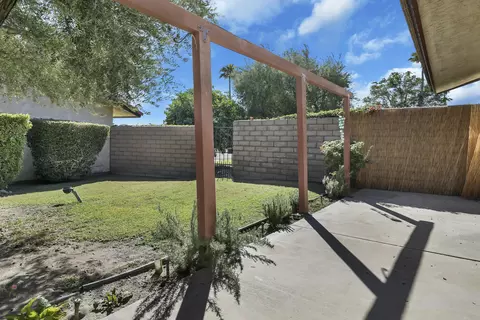 Exterior - 79040 Bermuda Dunes Dr, Bermuda Dunes, CA 92203 photo 6 of 9