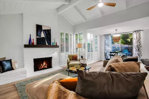 2566 E Miramonte Cir, Palm Springs, CA 92264