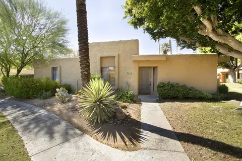 4790 N Winners Circle Cir, Palm Springs, CA 92264