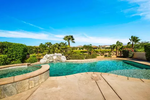 67364 N Laguna Dr, Cathedral City, CA 92234