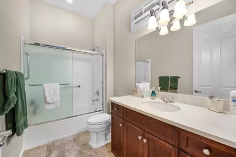Bath - 39608 Corte Chimborazo, Indio, CA 92203 photo 1 of 4