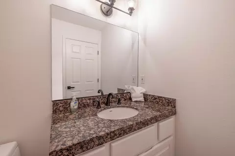 Bath - 210 Pinecrest Dr, Big Bear Lake, CA 92315 photo 5 of 5