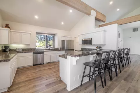 Kitchen - 210 Pinecrest Dr, Big Bear Lake, CA 92315 photo 1 of 4