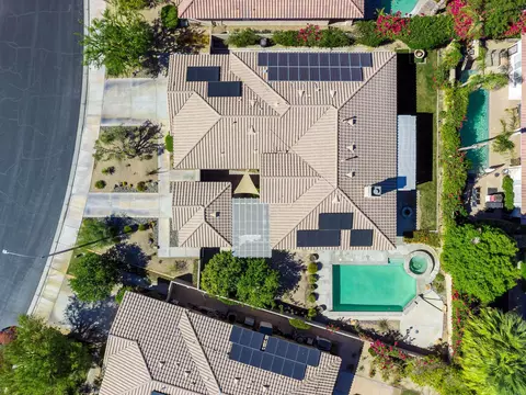 77600 Alcot Cir, Palm Desert, CA 92211