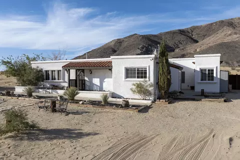 66760 Sunnyslope Dr, Joshua Tree, CA 92252