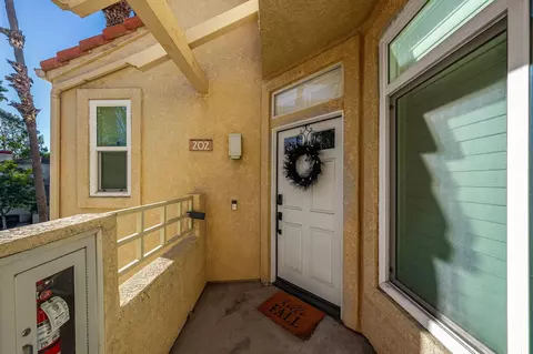 1150 San Nicholas Ct, Corona, CA 92882