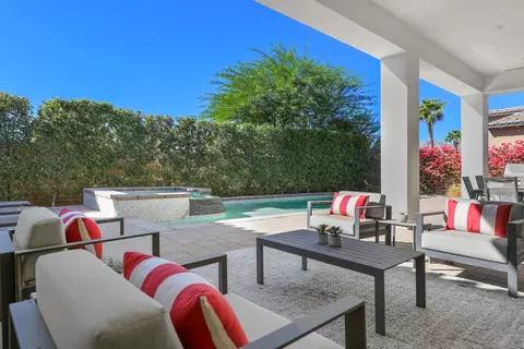 81680 Man-o-war Ct, La Quinta, CA 92253 photo 2