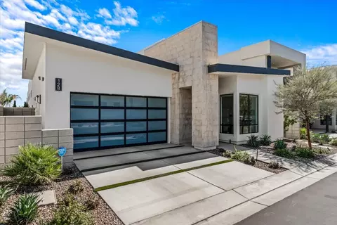 128 Cagney Ln, Palm Springs, CA 92262