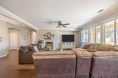 42914 Tomayo St, Indio, CA 92203 photo 7