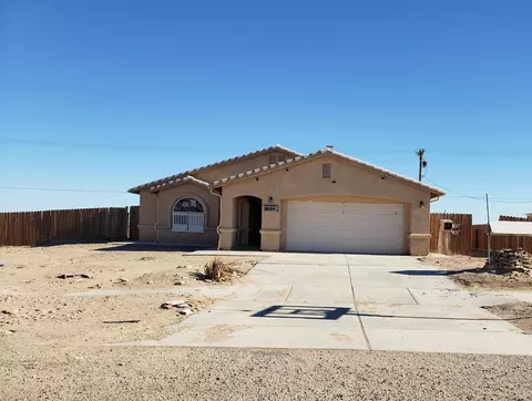 1329 Saundra Ave, Thermal, CA 92274