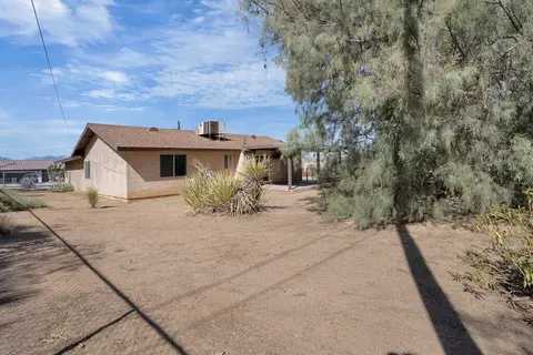 7349 Goleta Ave, Yucca Valley, CA 92284 photo 15