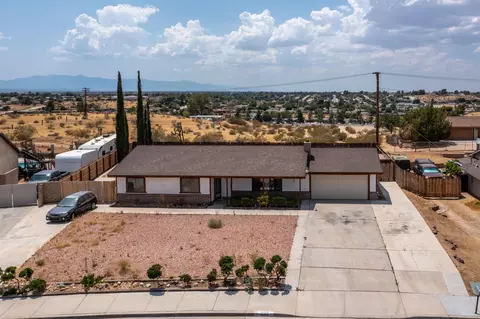 14400 Woodland Dr, Victorville, CA 92395
