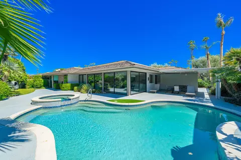 135 Columbia Dr, Rancho Mirage, CA 92270