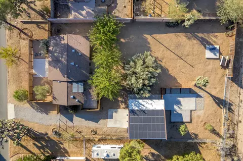 View/Area - 7776 Fox Trl, Yucca Valley, CA 92284 photo 2 of 4