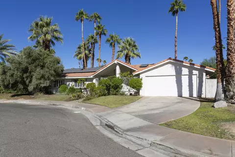 2942 E Orella Cir, Palm Springs, CA 92264