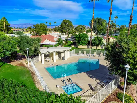 41737 Armanac Ct, Palm Desert, CA 92260