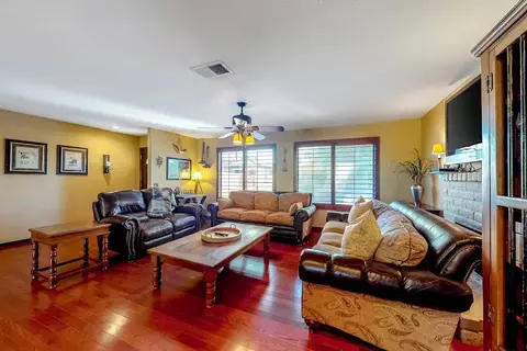 Living - 82562 Doolittle Dr, Indio, CA 92201 photo 2 of 3