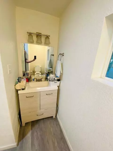 Bath - 47714 Van Buren St, Indio, CA 92201 photo 3 of 3