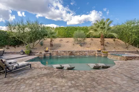 35933 Matisse Dr, Palm Desert, CA 92211